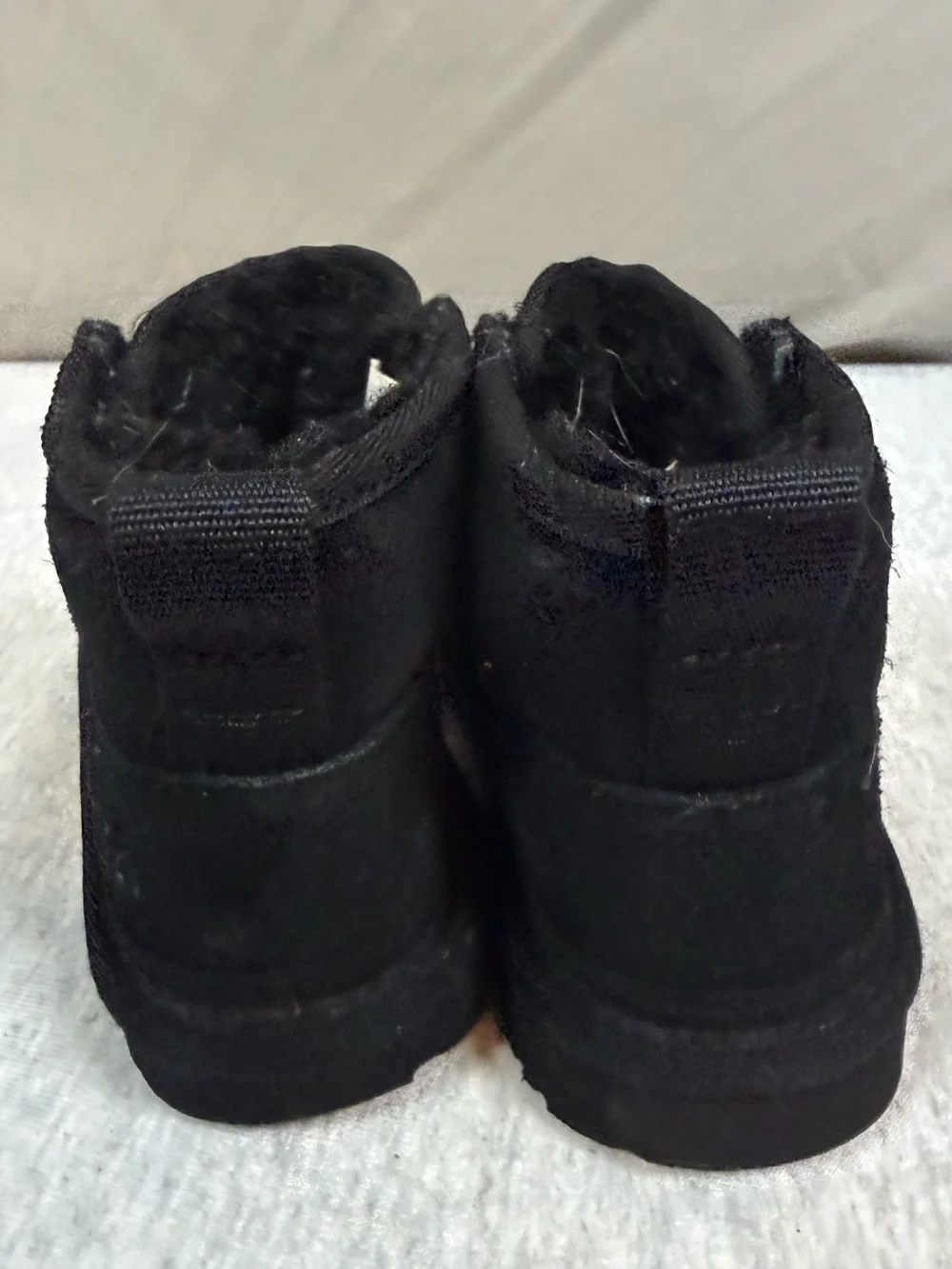 UGG Toddler Neumel EZ-Fit Suede Boots Black - Size 10